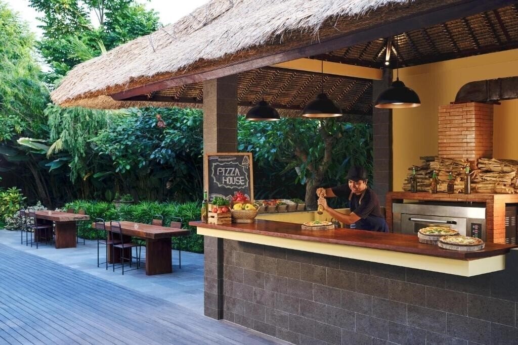 Obraz Element By Westin 4*