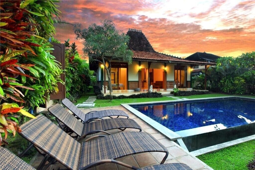 Отель Ubud Heaven Penestanan 4*