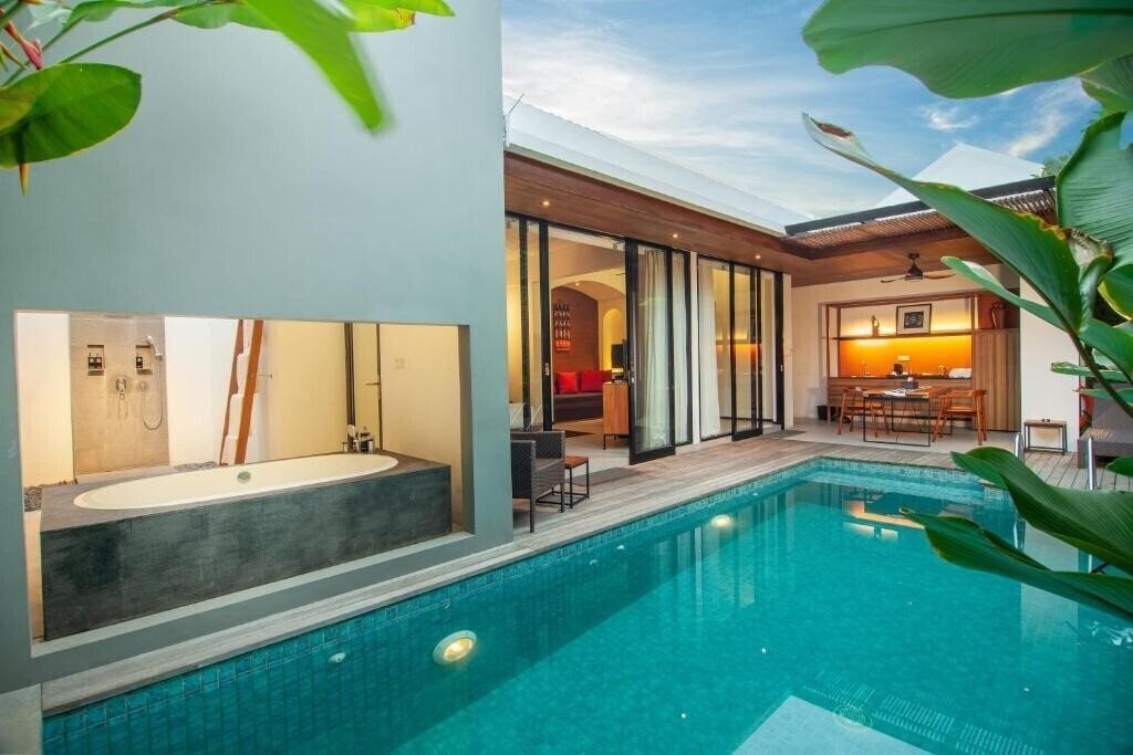 Hotel Abia Villas Legian 4*