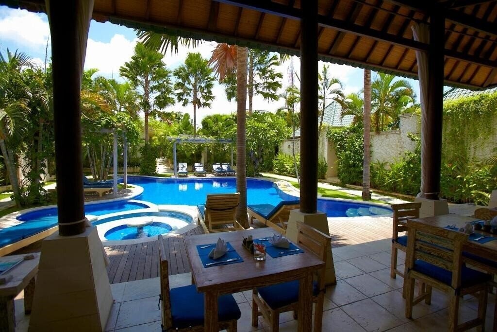 Zdjęcia Artemis Villa 4*