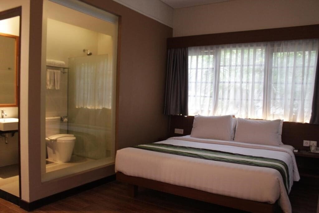 Obraz Grand Whiz Hotel Nusa Dua Bali 4*