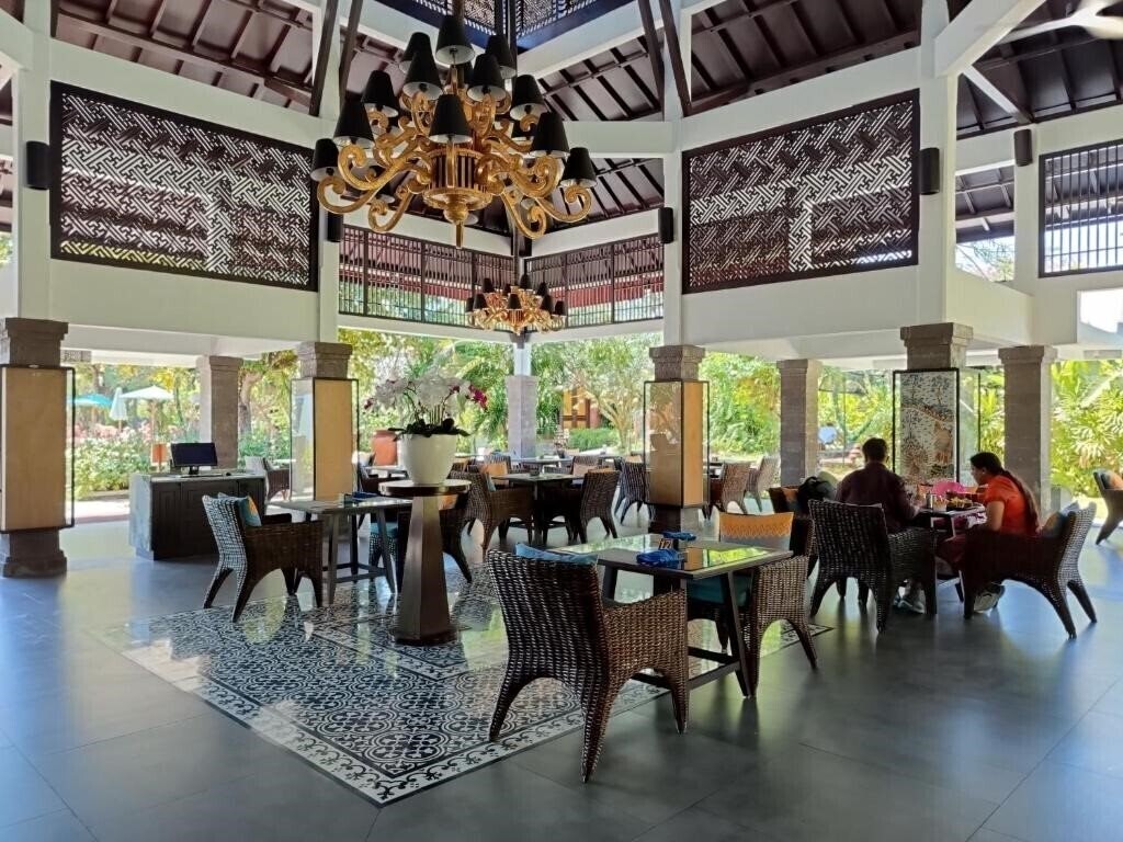 Zdjęcie Rama Beach 4*