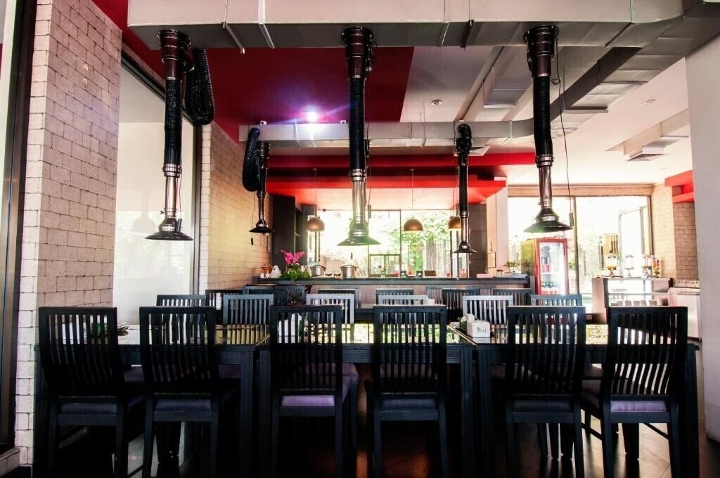 Zdjęcie Sunset Kuta Hotel & Ballroom 4*