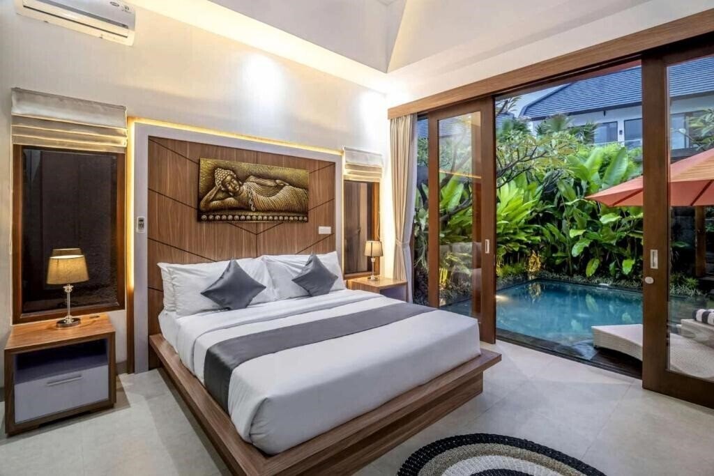 Zdjęcie Puri Keraton Seminyak 5*