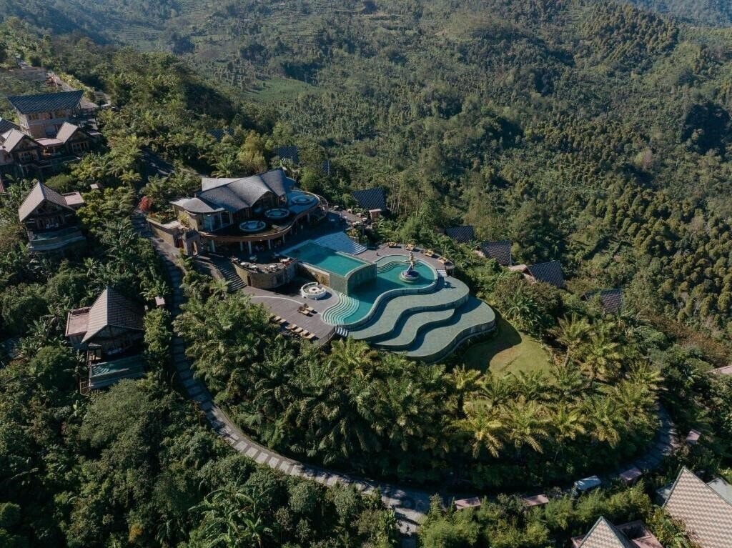 Hotel Elevate Bali By Hanging Gardens Munduk 3*