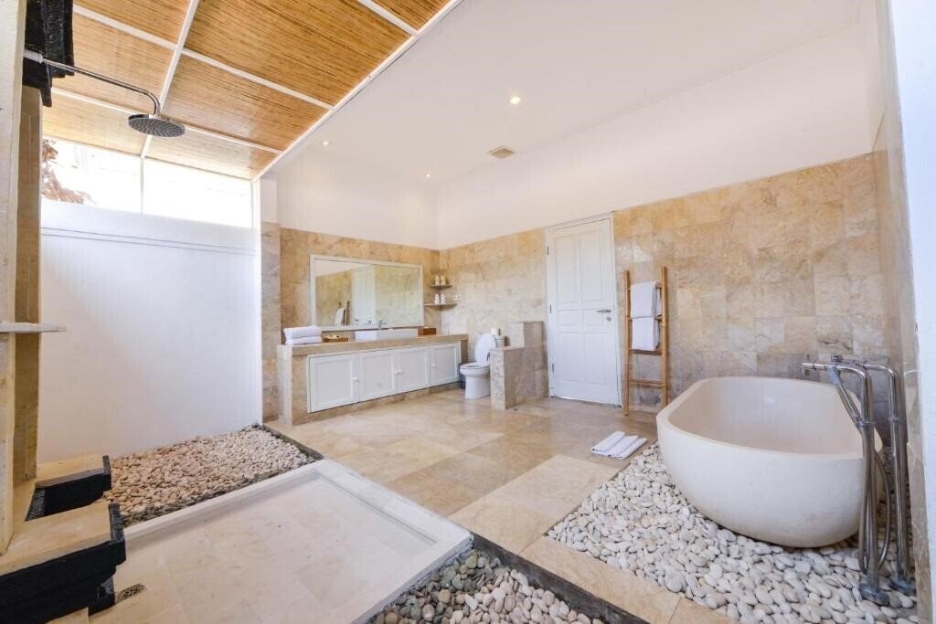 Фото Villa Del Mar Canggu 5*