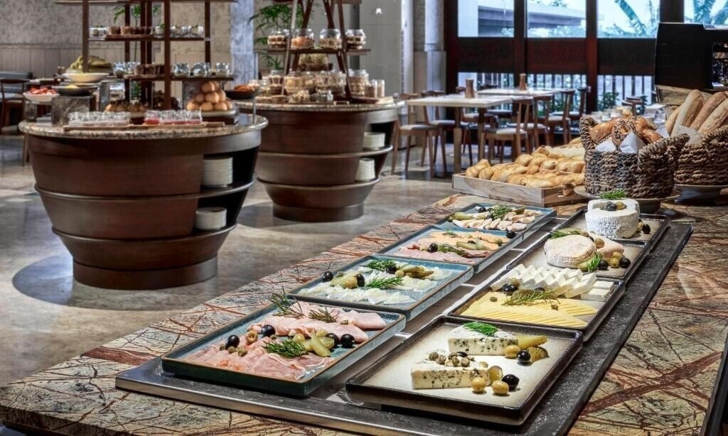 Zdjęcie Holiday Inn Resort Bali Canggu, An IHG Hotel 5*