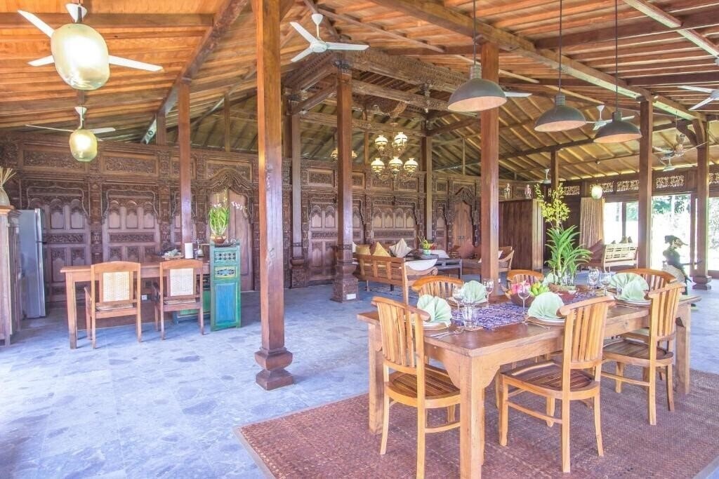 Zdjęcie Beachfront Citakara Sari Villas 4*