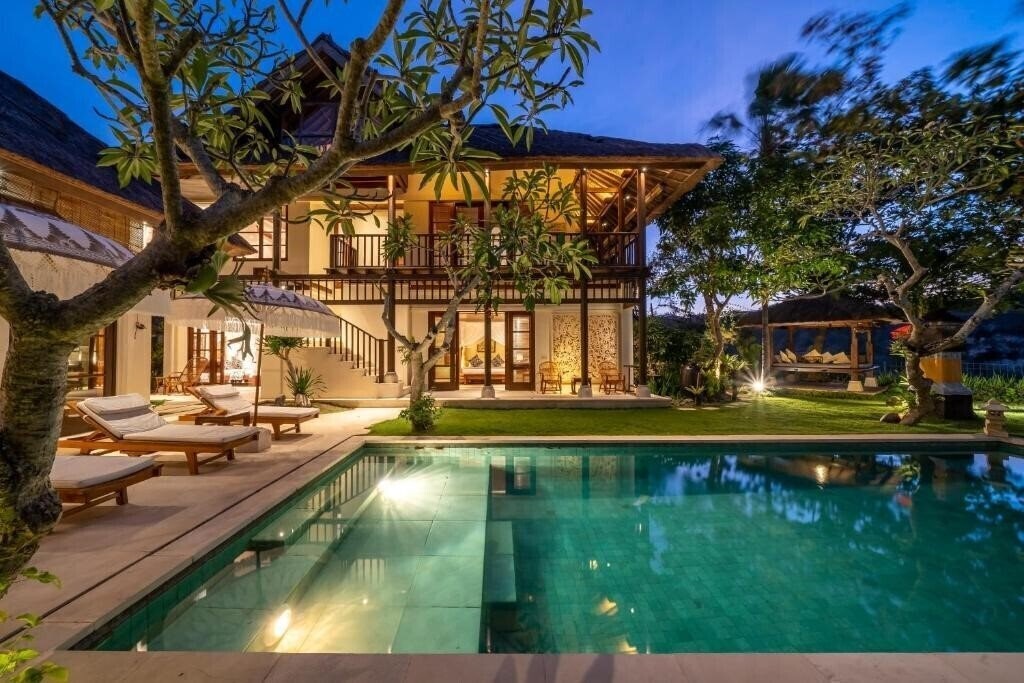 Zdjęcie Jimbaran Beach Villas By Nakula 4*