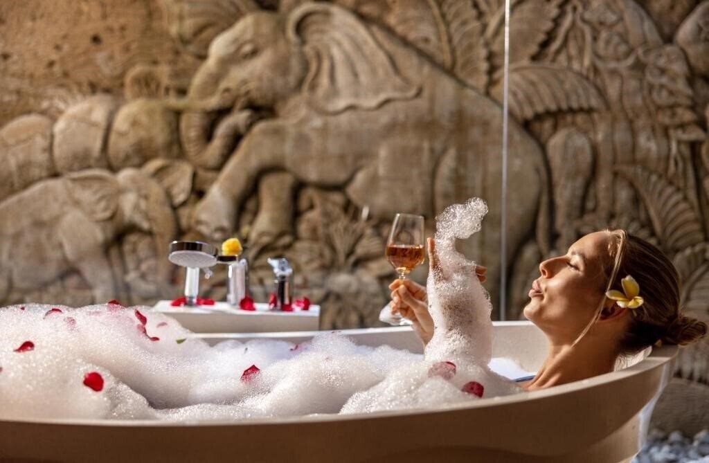 Фотографія The Alena Resort A Pramana Experience 4*