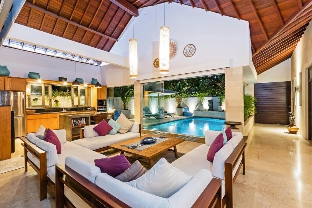 Zdjęcie Villa Karang Berawa 4*