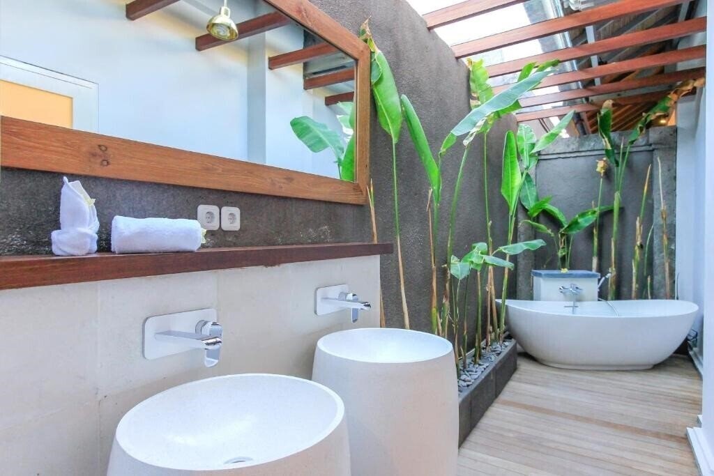 Zdjęcie Villa La Luvier 4*