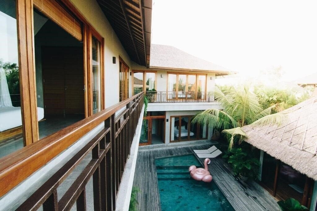 Фото Zin Berawa Villas & Bungalows 4*