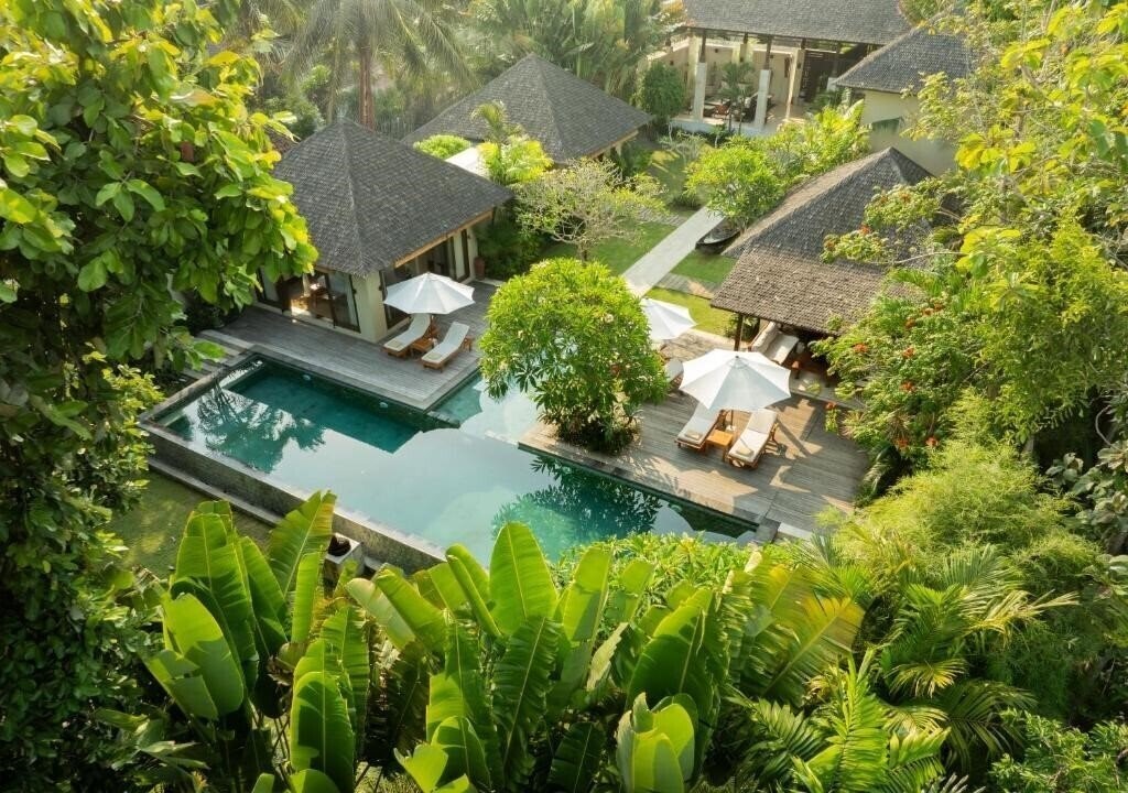 Hotel Nelayan Villa 4*