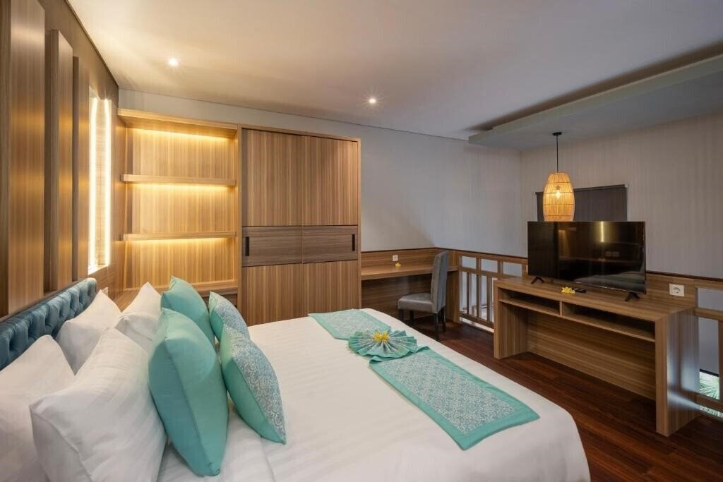 Фотографія New Moon 4*