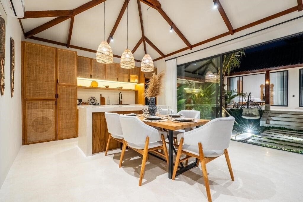 Zdjęcie Ubud Rice Field Villa 4*