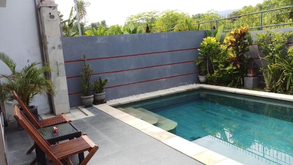 Hotel Villa Dencarik 4*