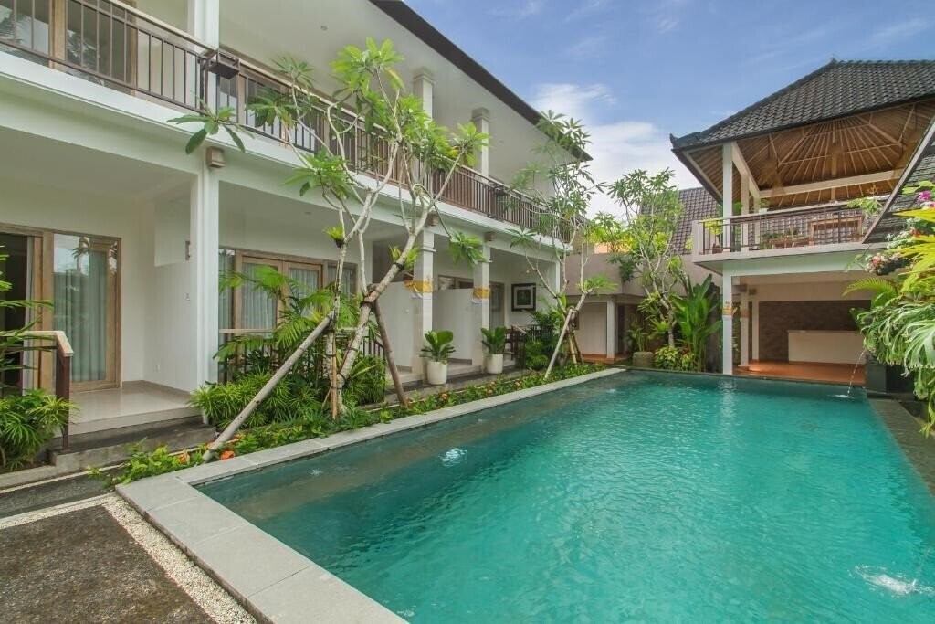 Zdjęcia Tri Dewi Residence 3*