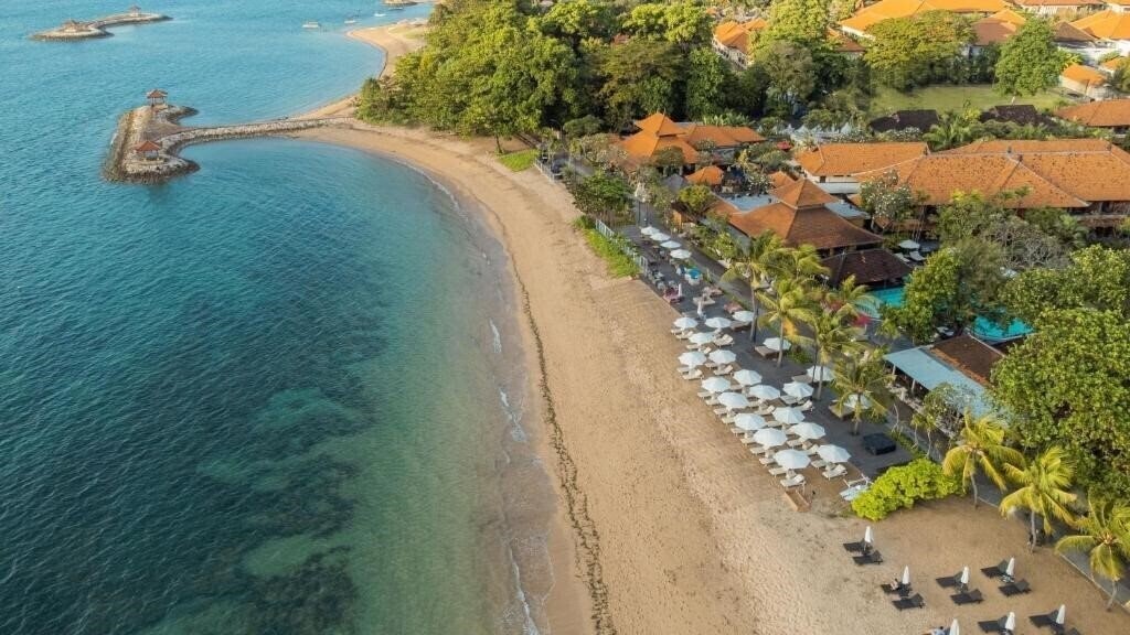 Готель Griya Santrian 4*