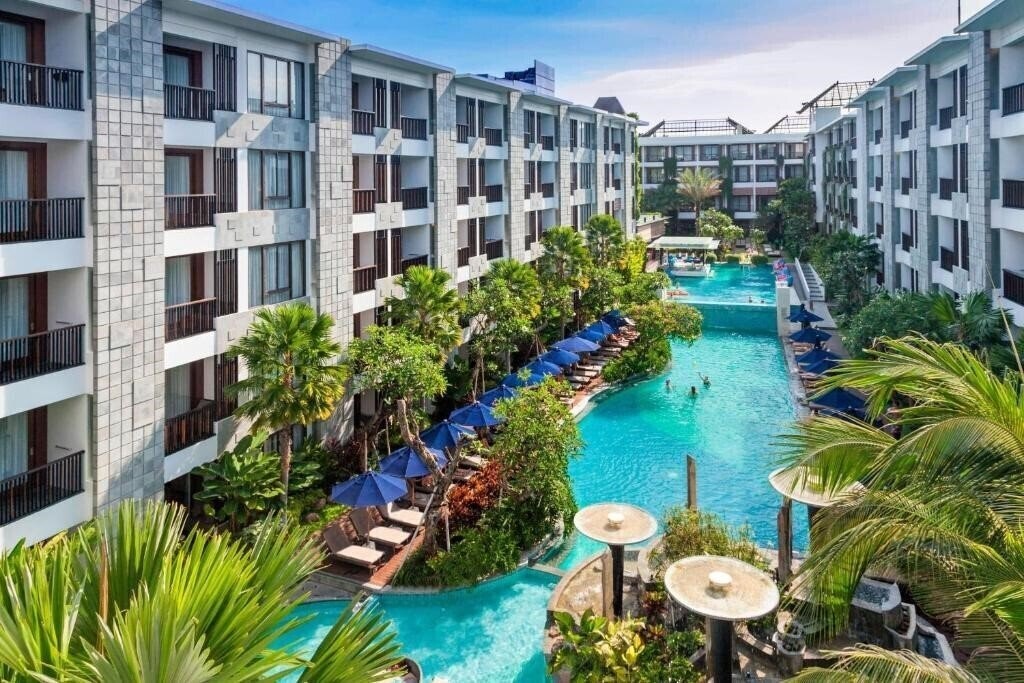 Hotel Courtyard Marriott Seminyak 4*