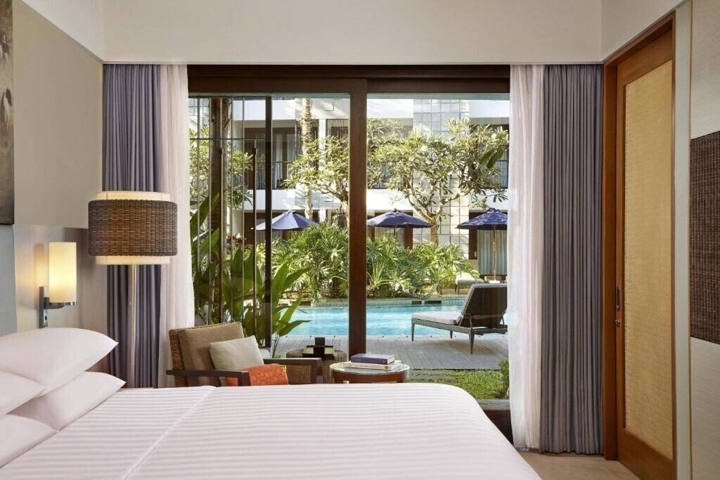 Obraz Courtyard Marriott Seminyak 4*