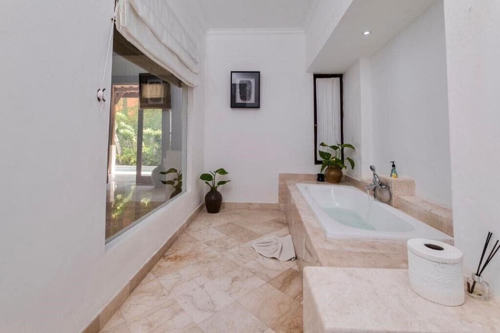 Фотографія Alam Bidadari Seminyak 4*