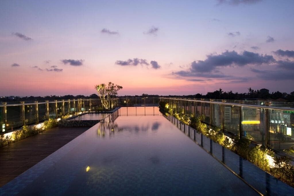 Отель Santika Seminyak 3*