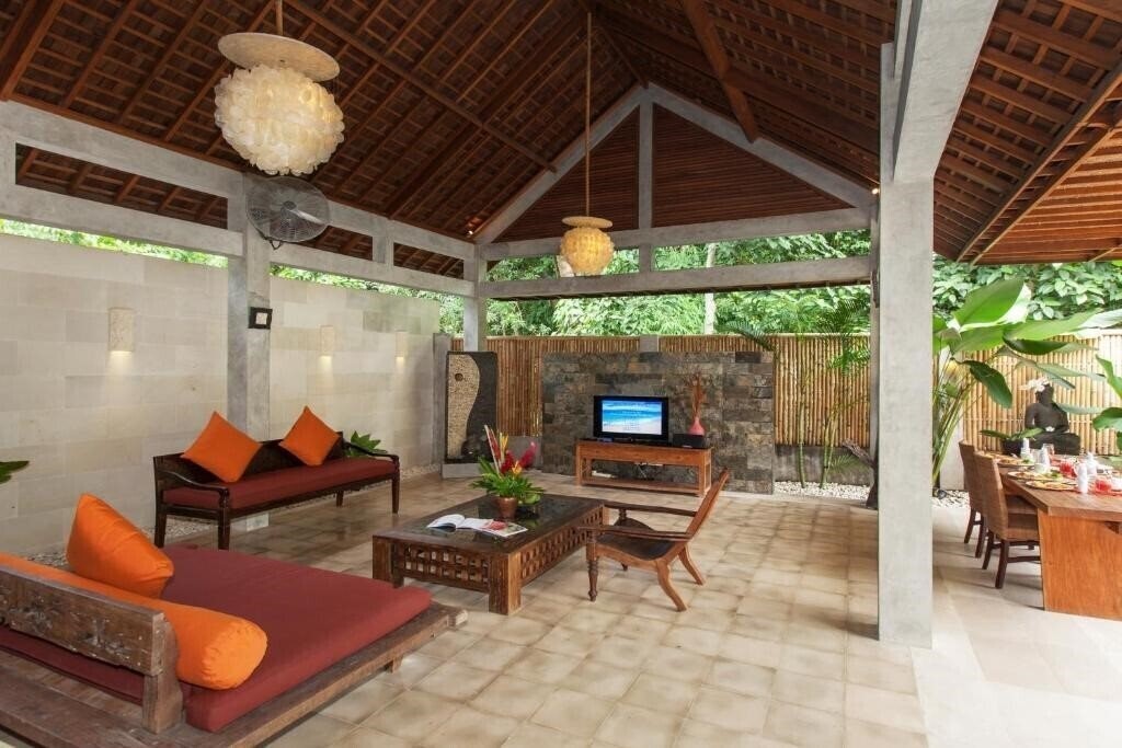 Фотографія Villa Liang 4*