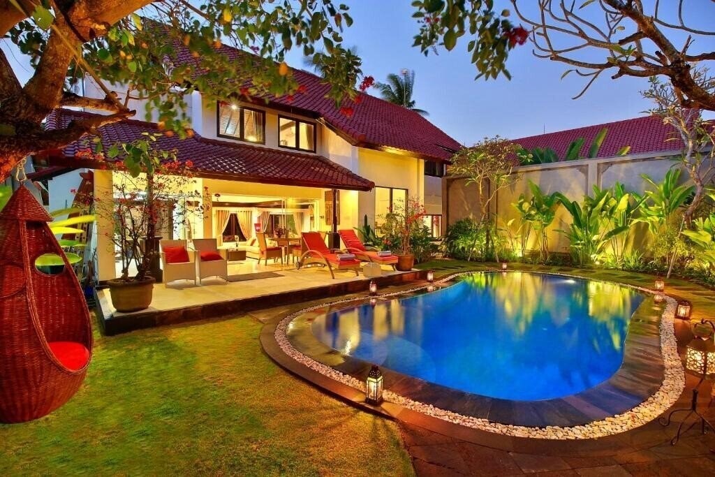 Hotel Alysha Villa Seminyak Beachside 4*