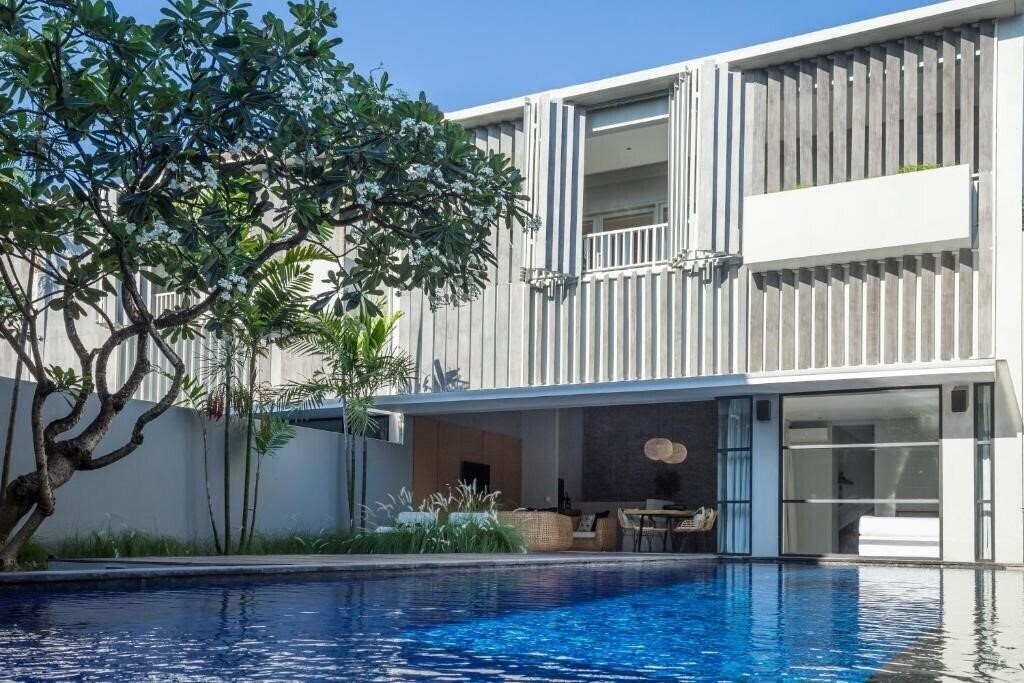 Отель Origin Seminyak 4*