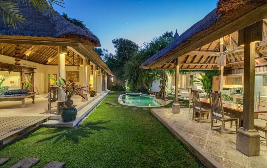 Zdjęcia Villa Tirta Naga Bali 4*