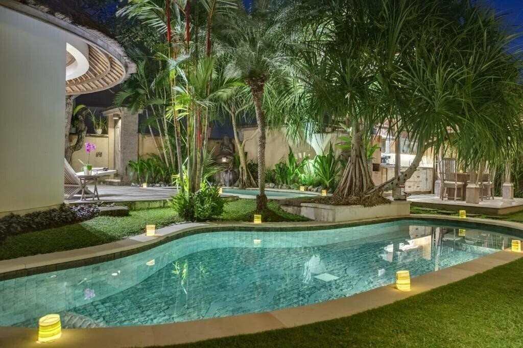 Zdjęcie Villa Tirta Naga Bali 4*