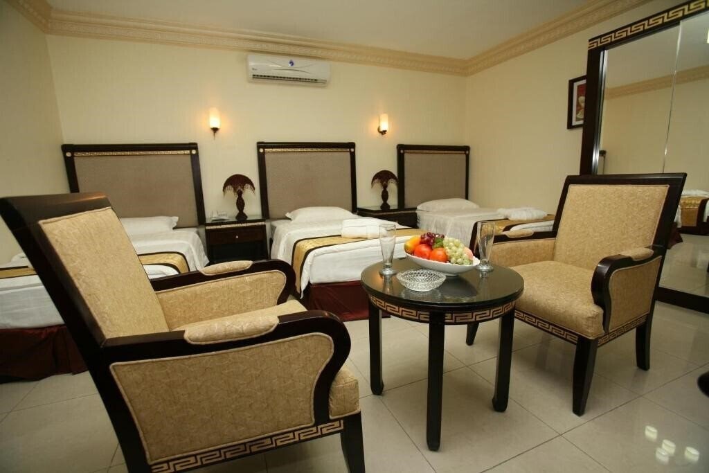 Zdjęcia Cedar Hotel 3*