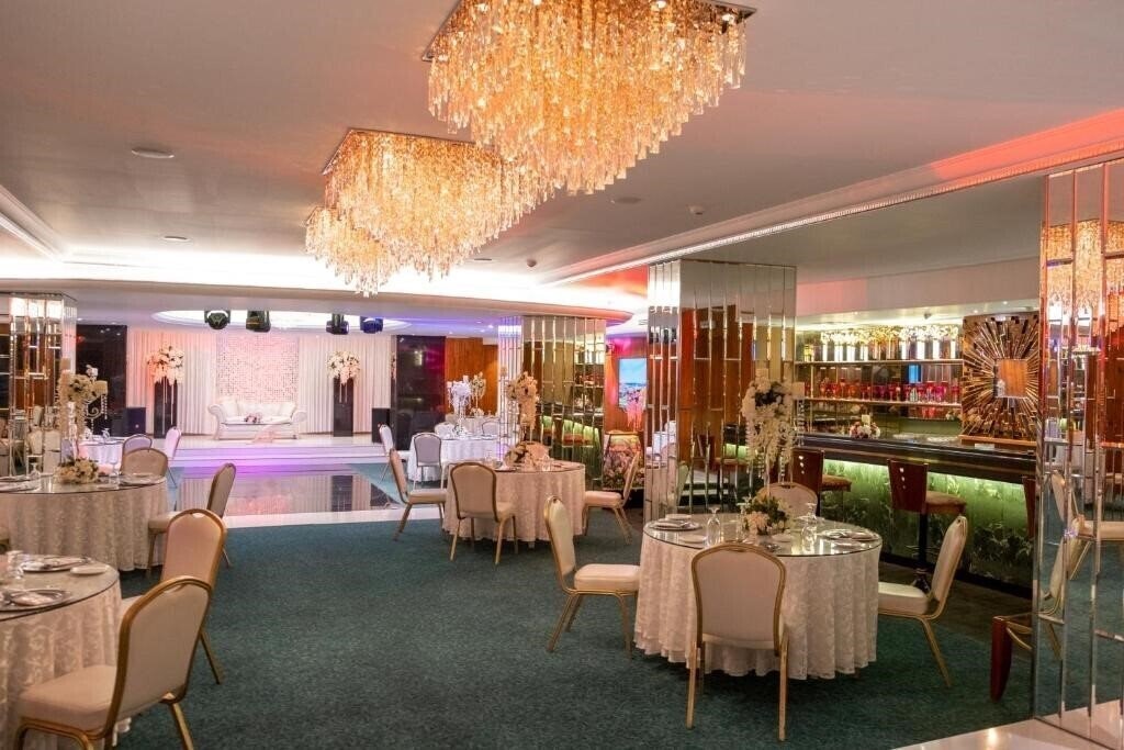 Фотографія Amman International 4*