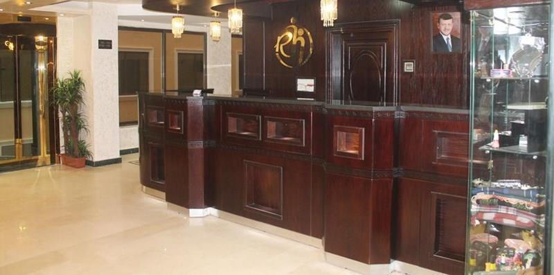 Фотографія Rest Hills Suites 3*