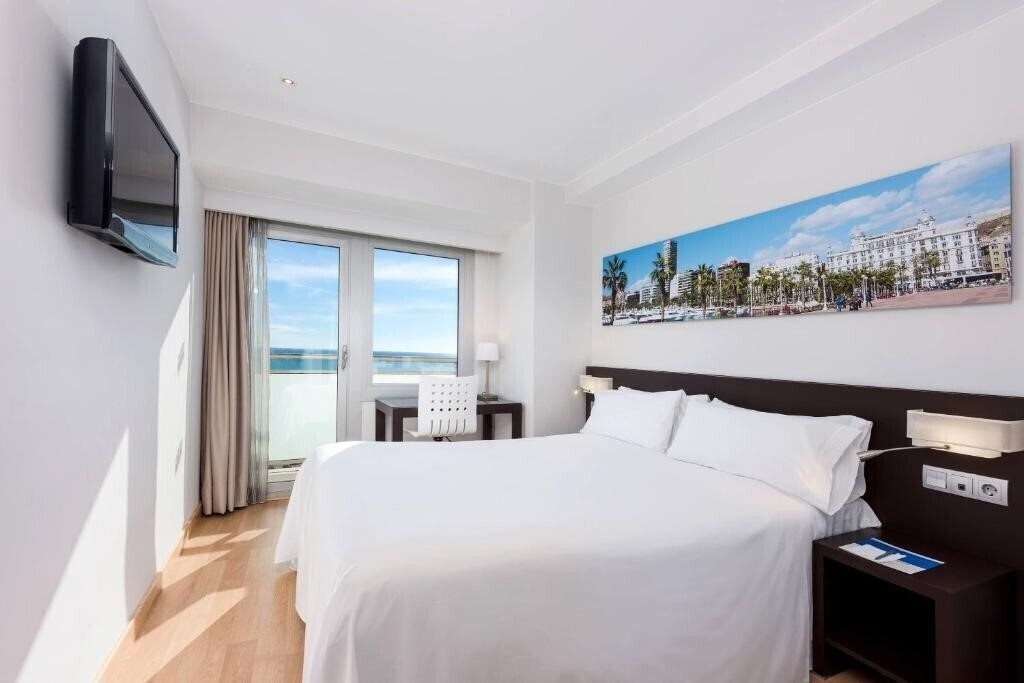 Картинка Alicante Gran Sol by Melia 4*