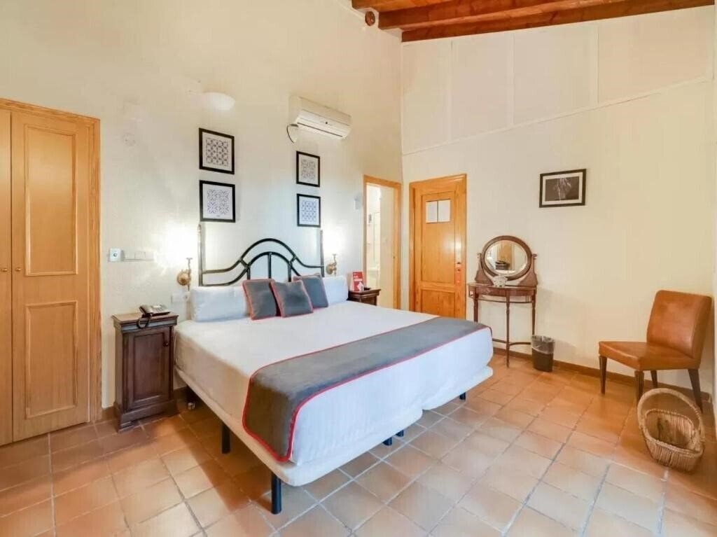 Zdjęcia Torre San Joan 2*