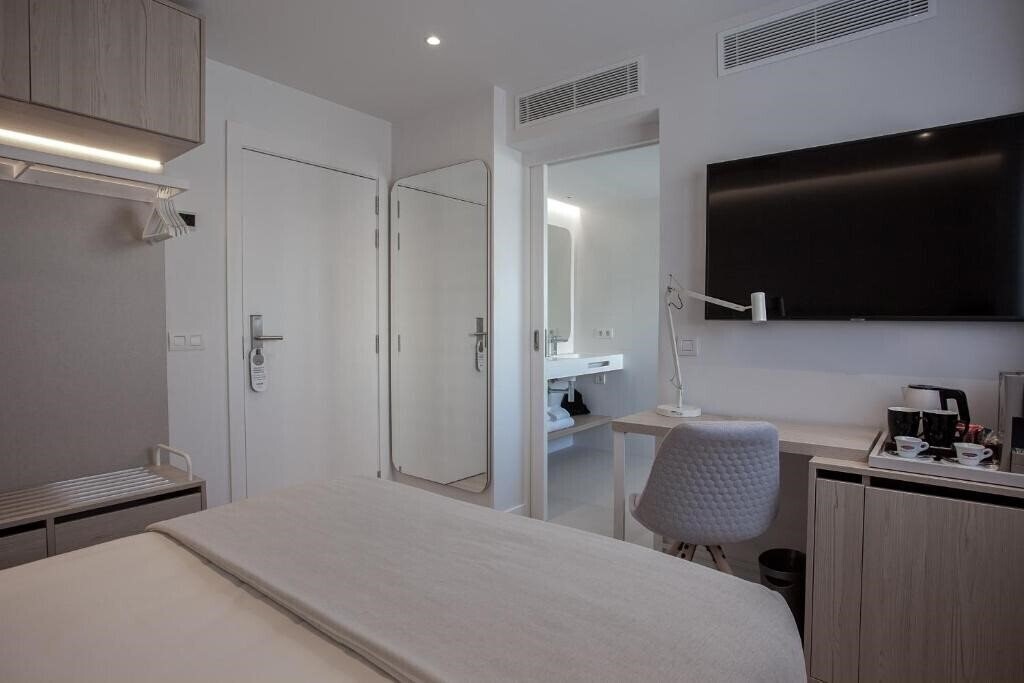 Zdjęcie Som Fona 4*