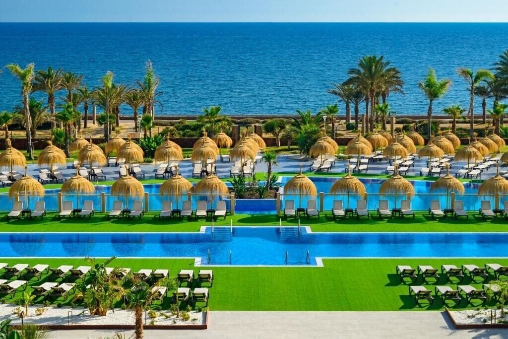 Hotel Cabogata Beach Hotel & SPA 5*