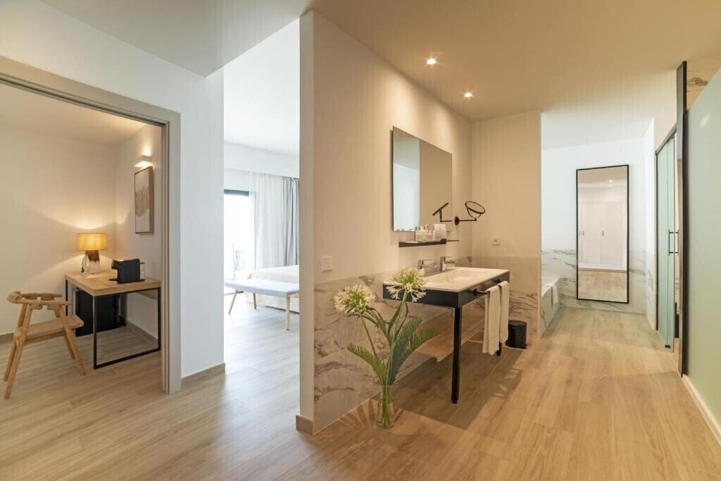 Zdjęcie Cabogata Beach Hotel & SPA 5*