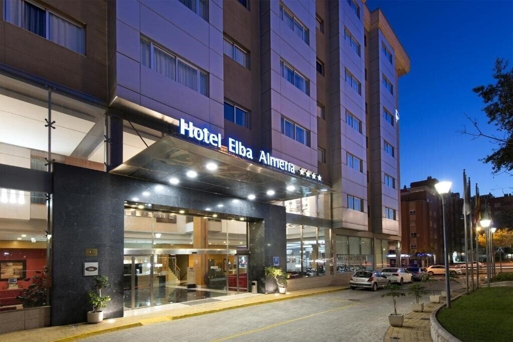 Hotel Elba Almeria Business & Convention Hotel 4*