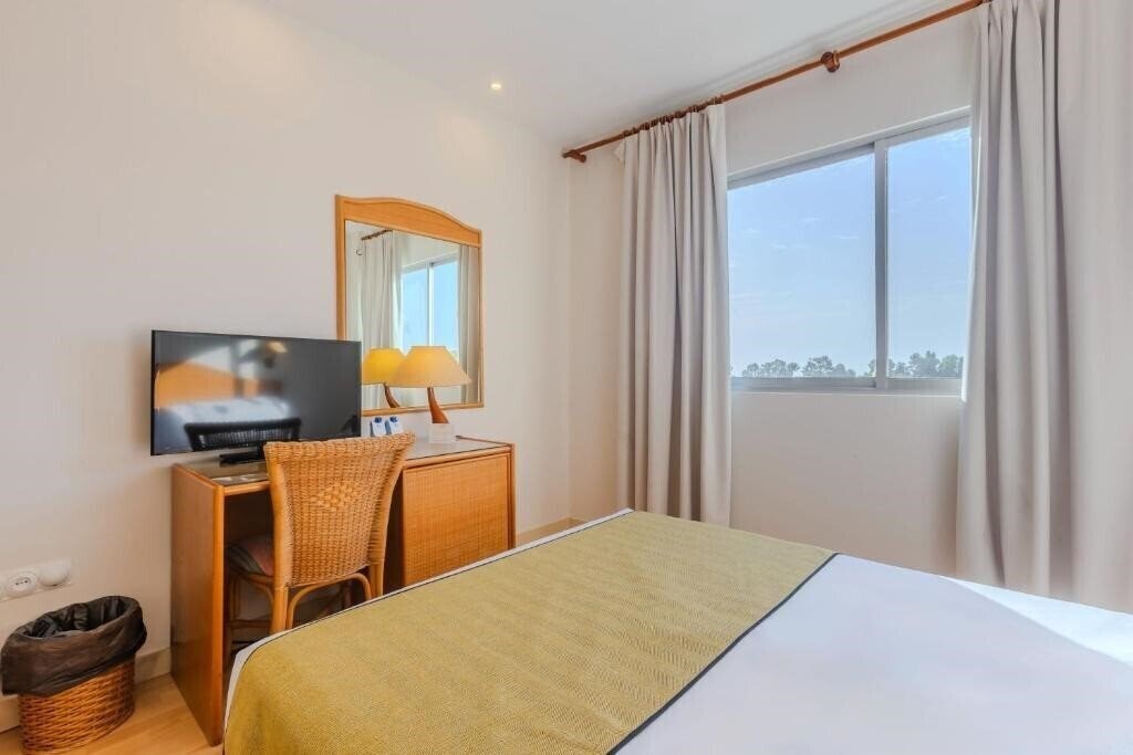 Зображення Hotel Moon Dreams Roquetas (ex. Hotel Roquetas Beach) 4*