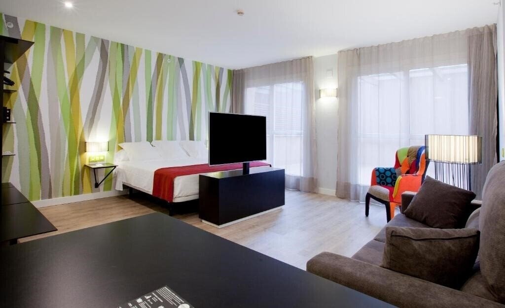 Hotel Vertice Sevilla 4*