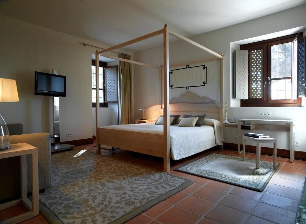 Hotel Parador De Granada 4*