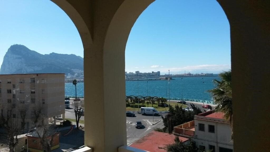 Zdjęcie Ac Hotel By Marriott La Linea (ex. Ac Hotel La Linea) 3*