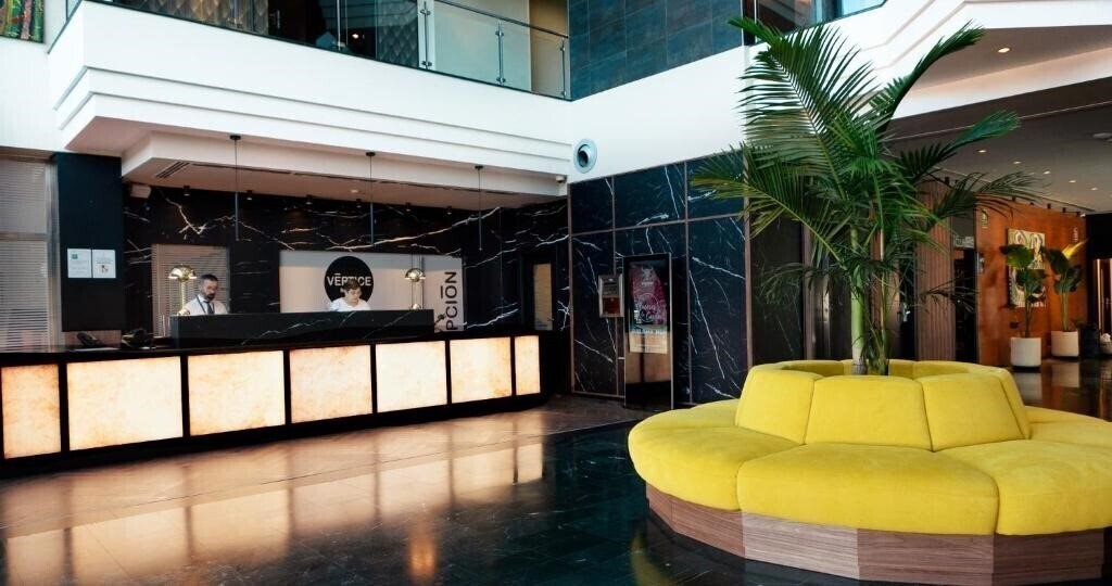 Изображение Hotel Vertice Sevilla Aljarafe Bormujos (ex. Vertice Aljarafe) 4*