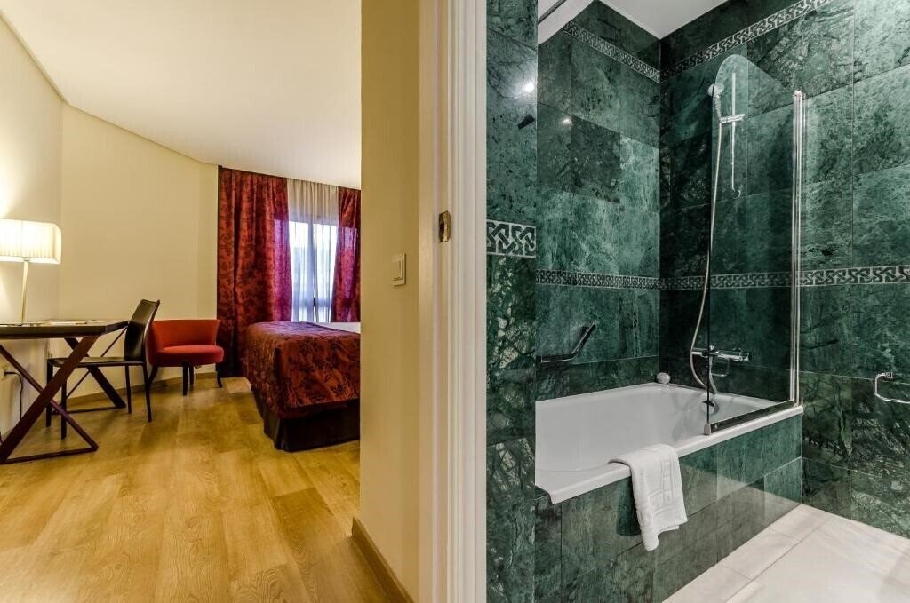 Zdjęcie Exe Guadalete (ex. Hotel Guadalete) 4*