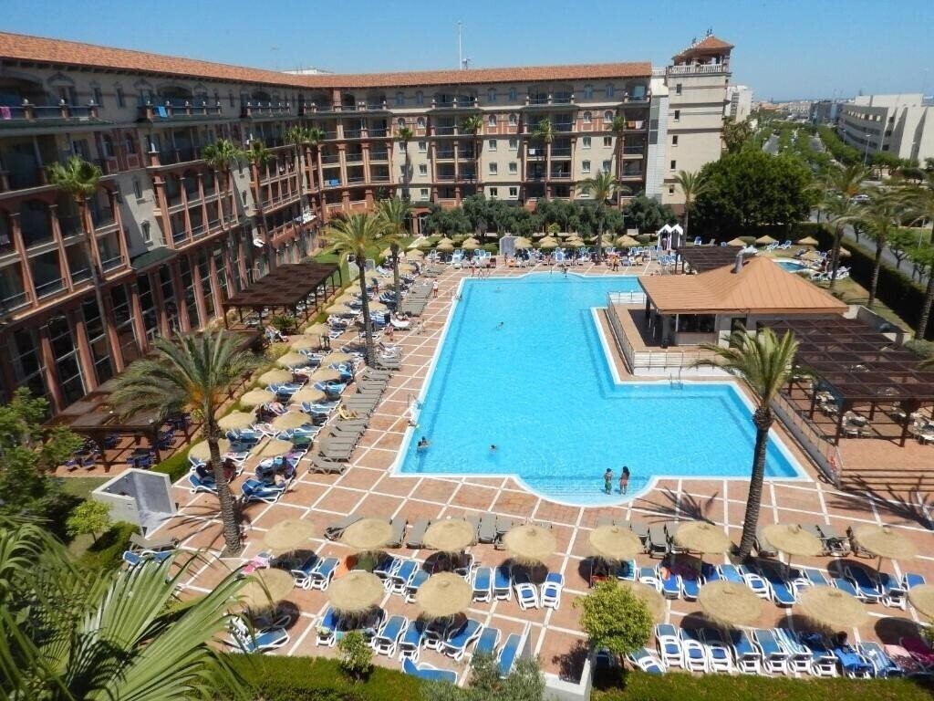 Hotel Ohtels Islantilla 4*