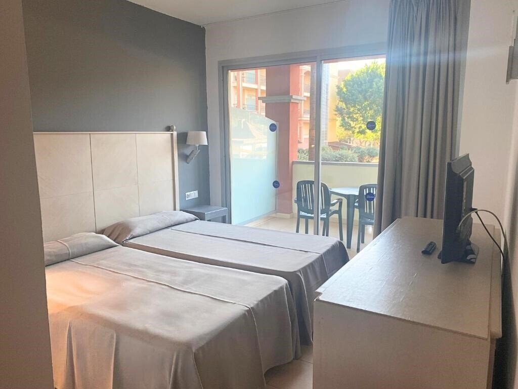 Zdjęcia Ohtels Islantilla (ex. Asur Hotel Islantilla Suites & Spa) 4*