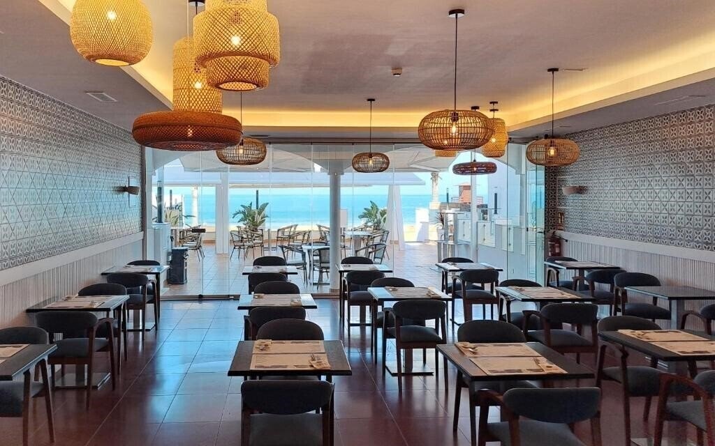 Изображение Hotel Vertice Chipiona Mar (ex. Hotel Monterrey Costa) 3*